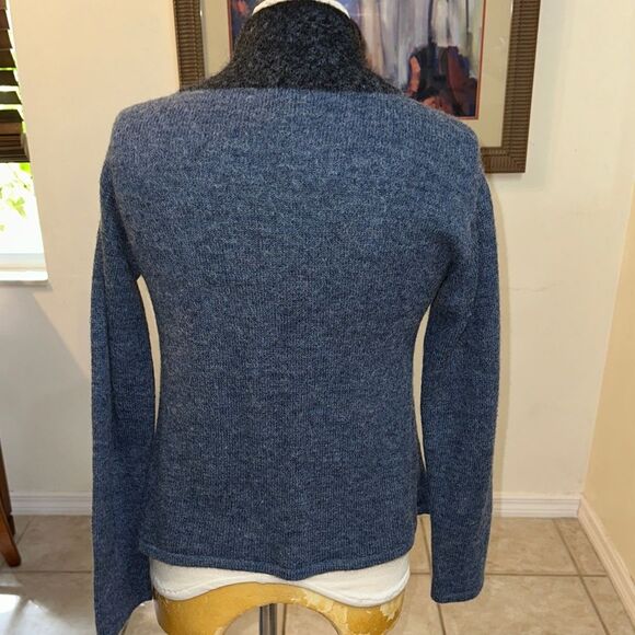 Indigenous One Weave Blue/Gray Alpaca Sweater Size Small - Picture 8 of 11